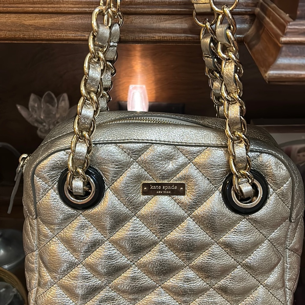 Like new silver/gold metallic leather Kate spade quilted shoulder bag
